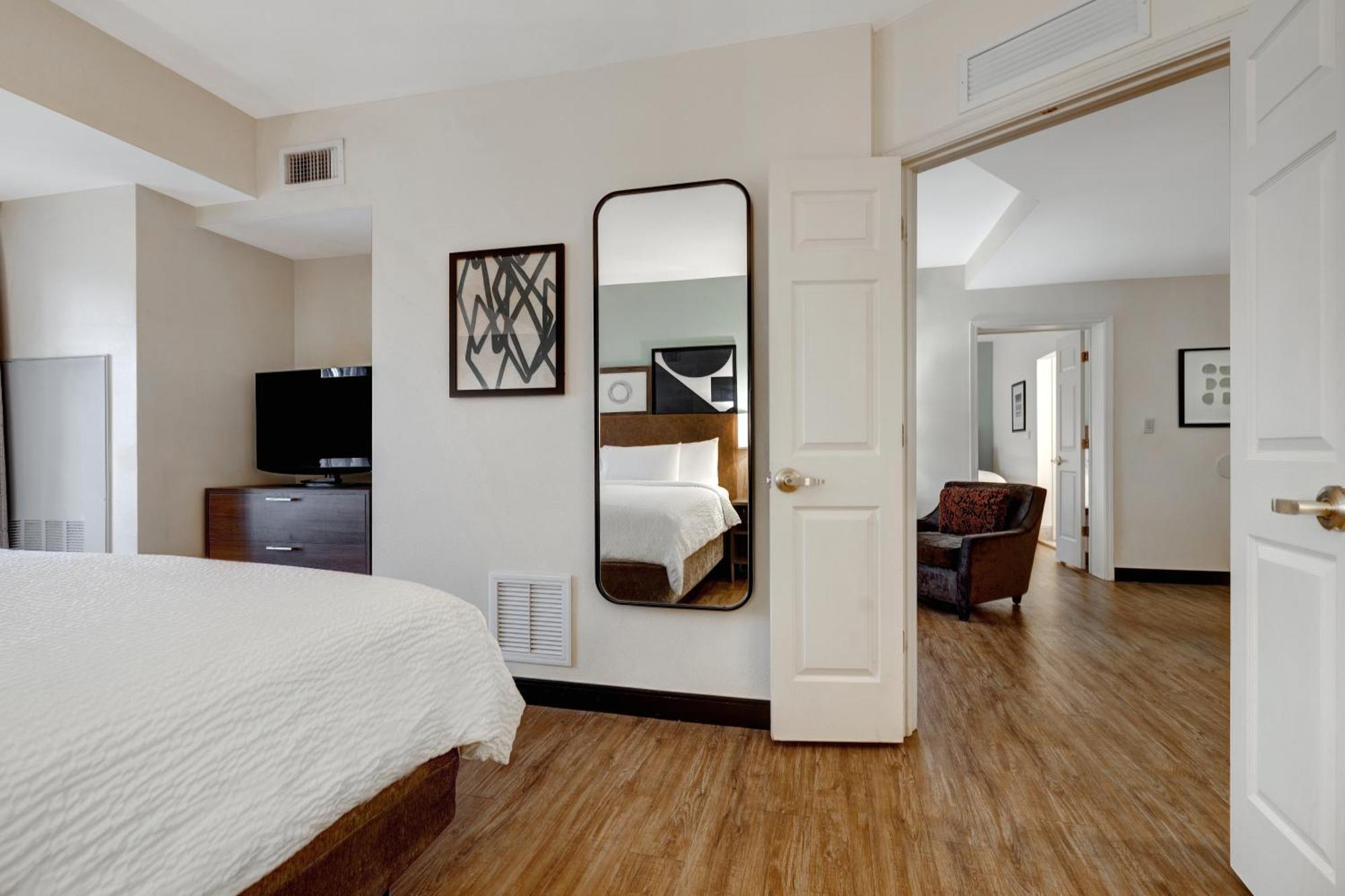 Staybridge Suites Tallahassee I-10 East By Ihg Bagian luar foto