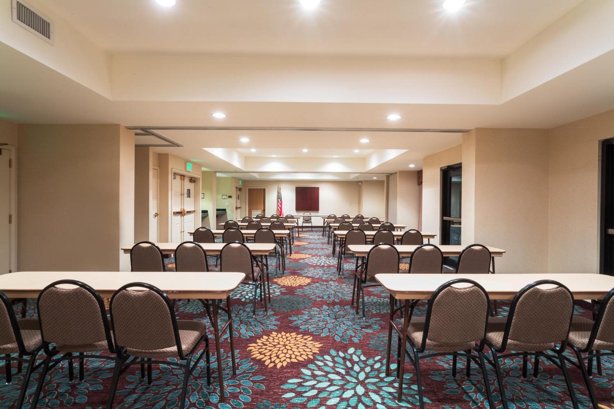 Staybridge Suites Tallahassee I-10 East By Ihg Bagian luar foto