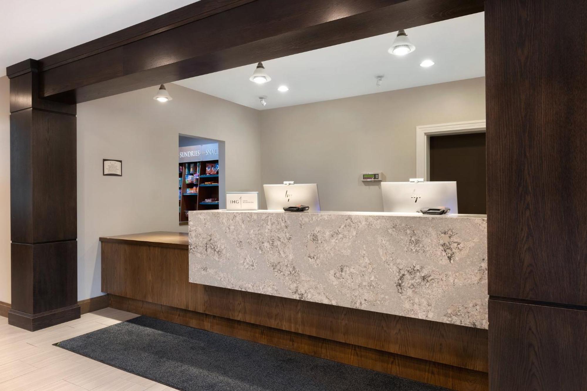 Staybridge Suites Tallahassee I-10 East By Ihg Bagian luar foto