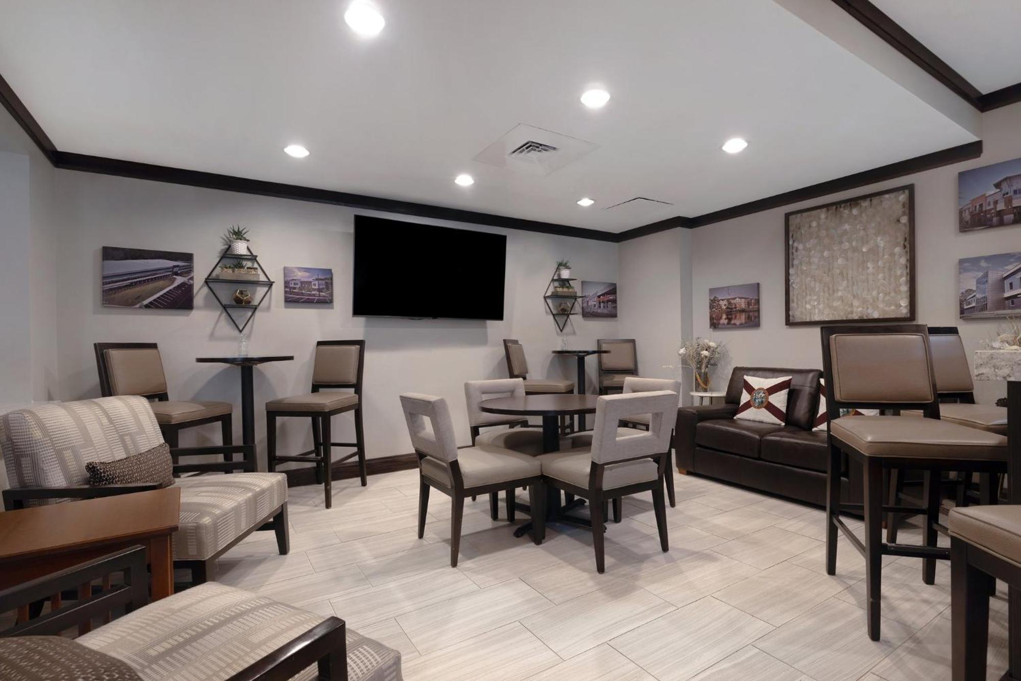 Staybridge Suites Tallahassee I-10 East By Ihg Bagian luar foto