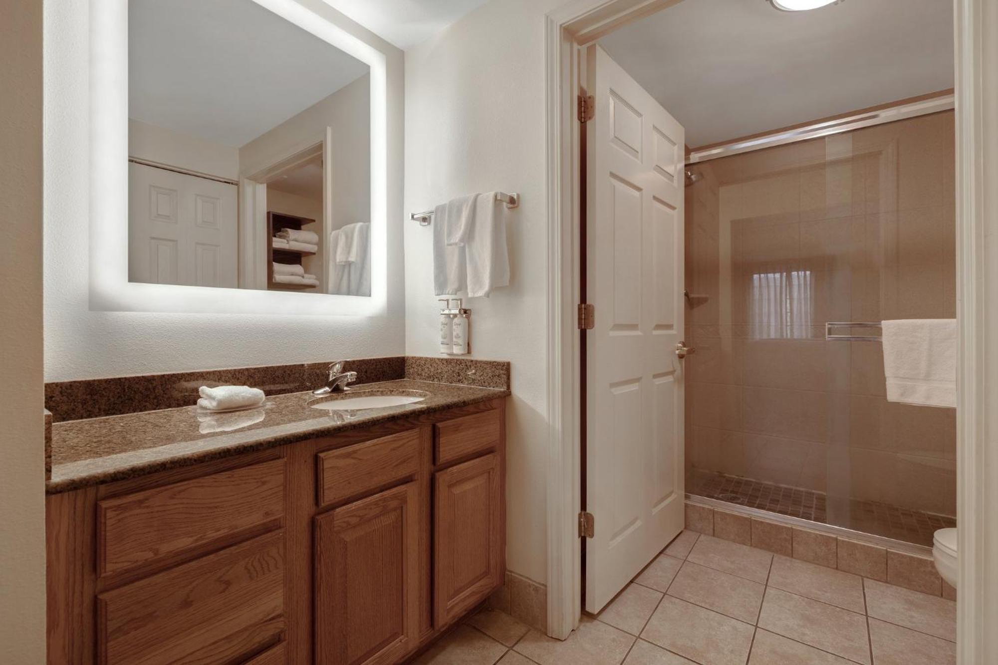 Staybridge Suites Tallahassee I-10 East By Ihg Bagian luar foto